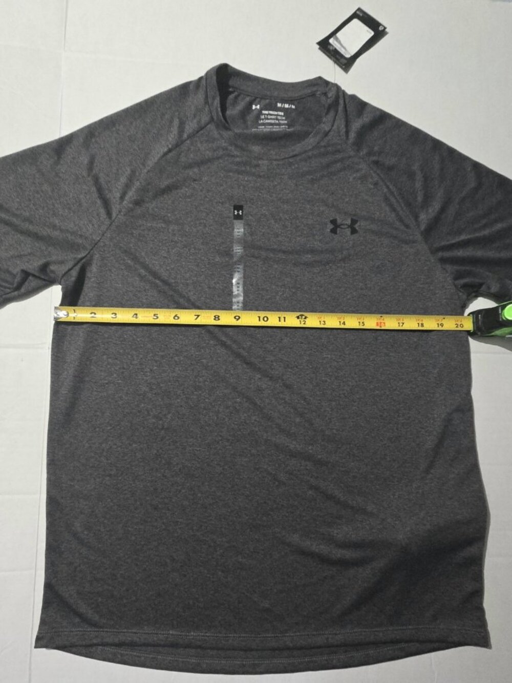 NWT Under Armour Men's M The Tech Tee Loose Fit Charcoal Gray Heather Raglan
